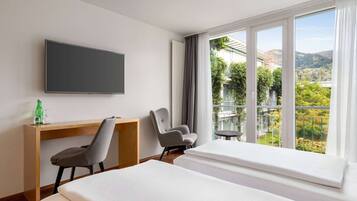 Executive-Doppelzimmer, 1 Doppelbett | Allergikerbettwaren, Zimmersafe, Schreibtisch, schallisolierte Zimmer