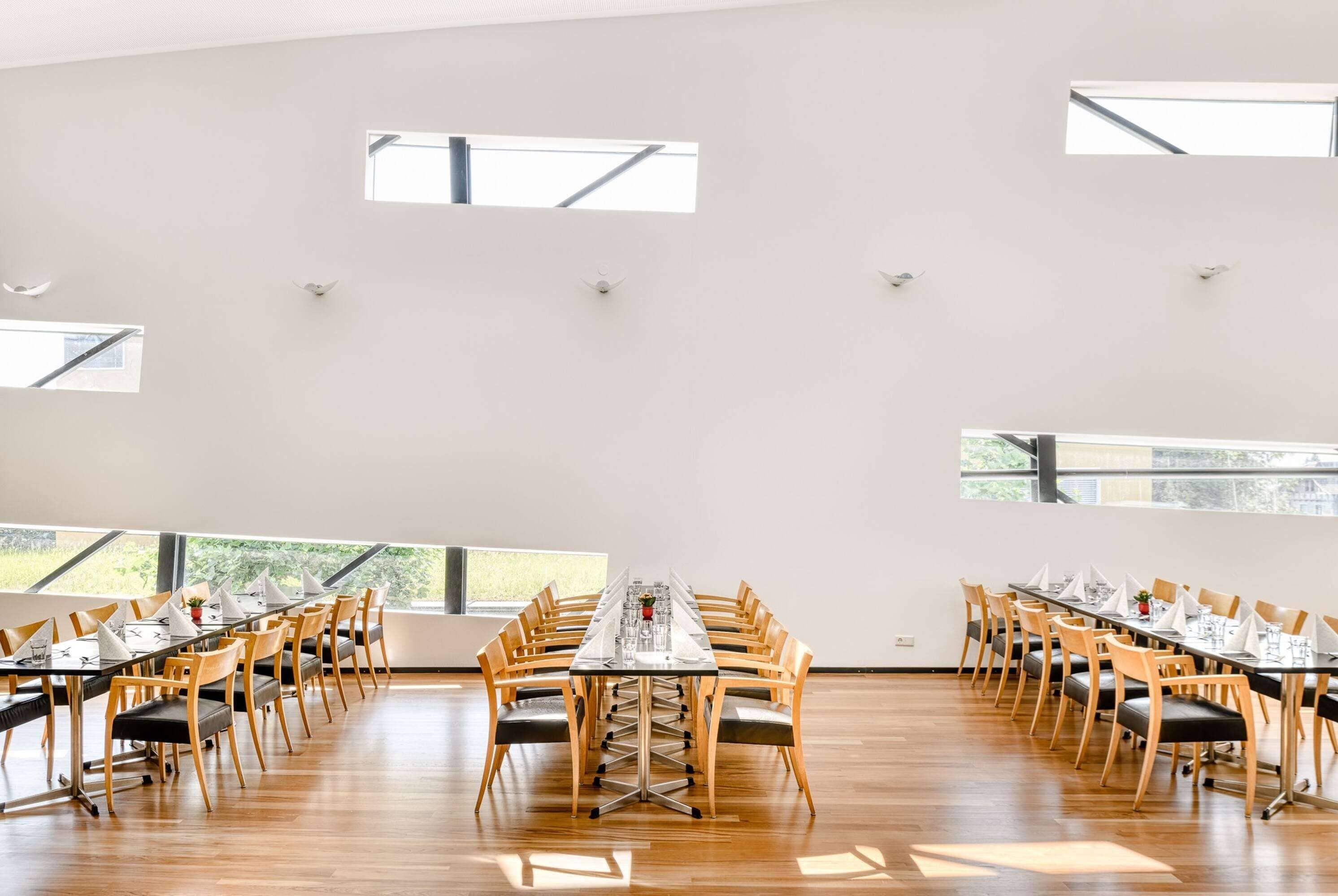 Colazione a buffet a pagamento, servita tutte le mattine 