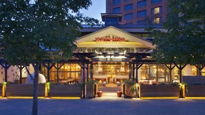 A modern building with a sign reading "KACHINA SOUTHWESTERN GRILL". - The Westin Westminster (Westminster)