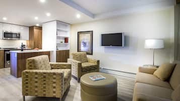 In-room safe, blackout curtains, free WiFi, bed sheets