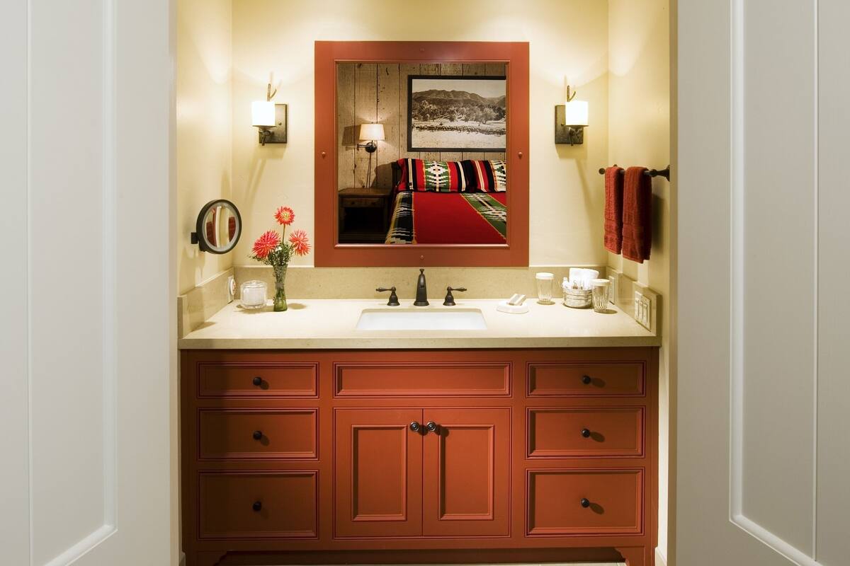 Select Suite | Bathroom sink