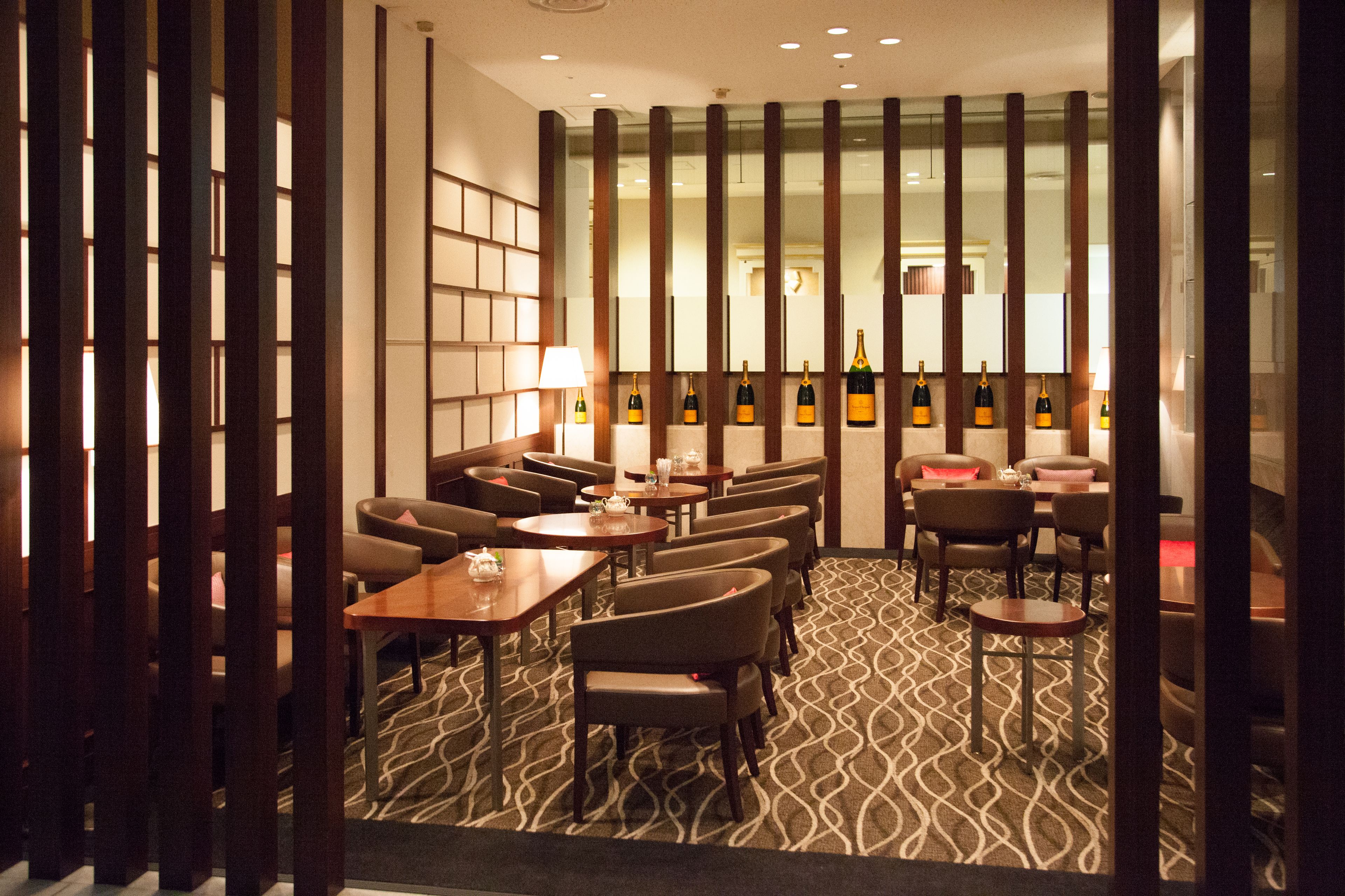 4 restaurants, breakfast, lunch, dinner served; french cuisine