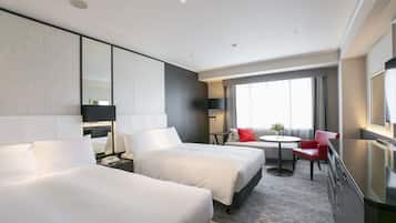 行政双床房, 无烟房 (Separate Bath Type, 31.5sqm) | 迷你吧、客房内保险箱、办公桌、遮光窗帘