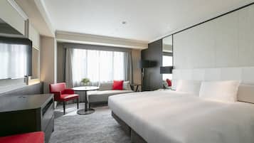 Minibar, in-room safe, desk, blackout drapes