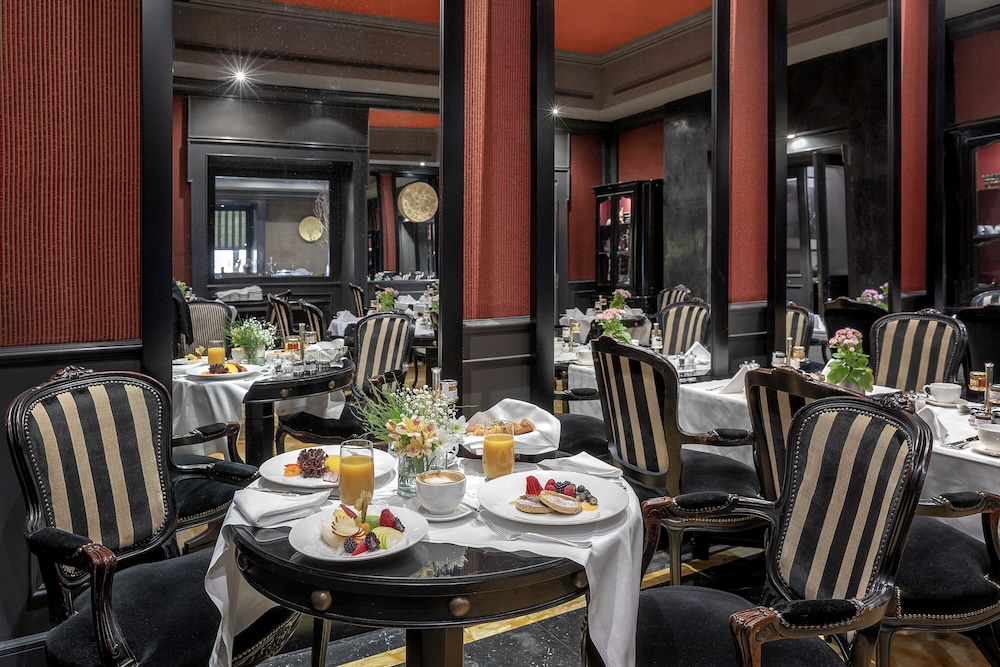 Baglioni Hotel Regina - Rome by null