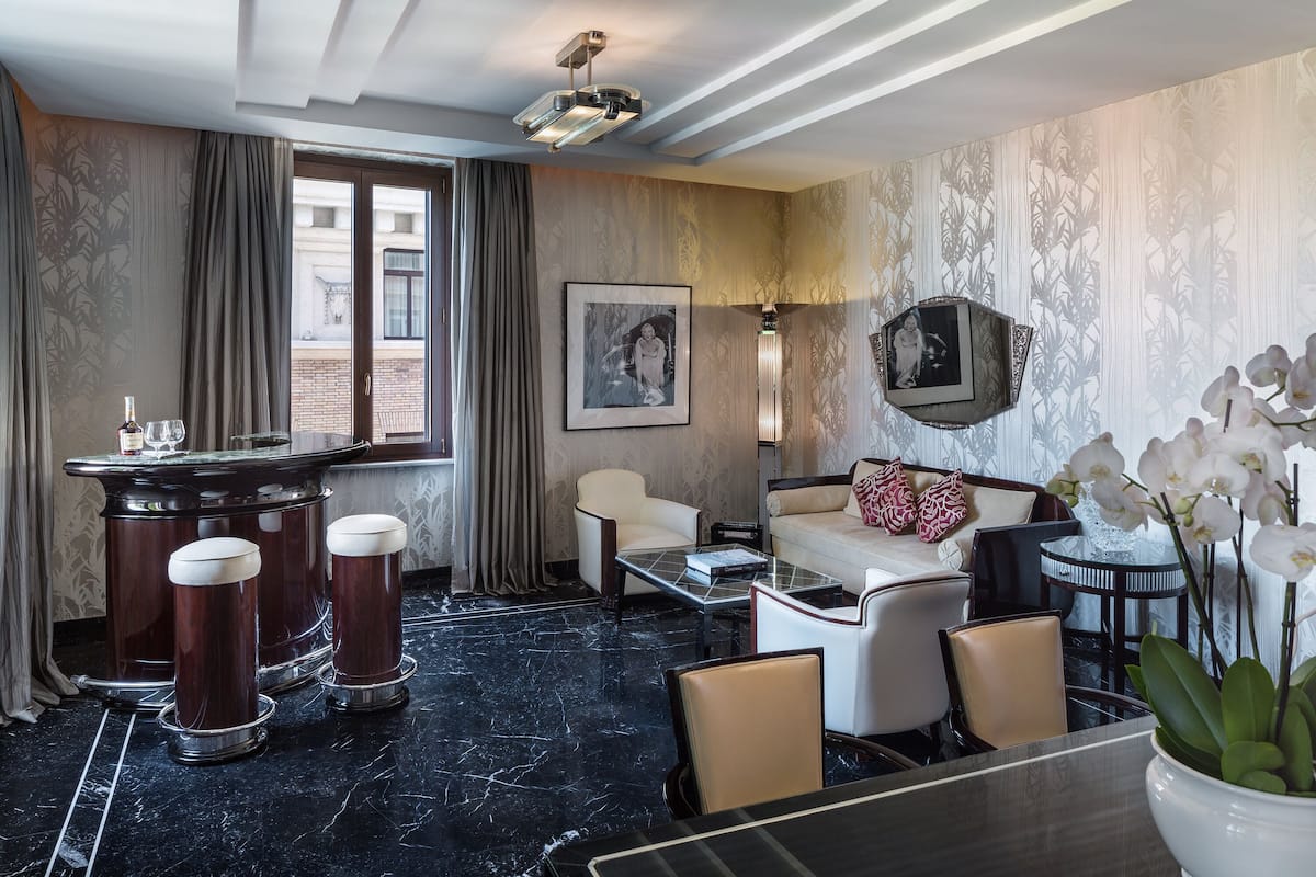 1 Schlafzimmer, hochwertige Bettwaren, Daunenbettdecken, Minibar