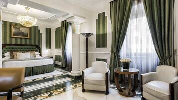 Junior Suite - Kids & Teens Free | Blick auf die Stadt