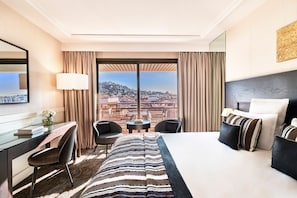Prestige room, terrace | 1 bedroom, premium bedding, minibar, in-room safe