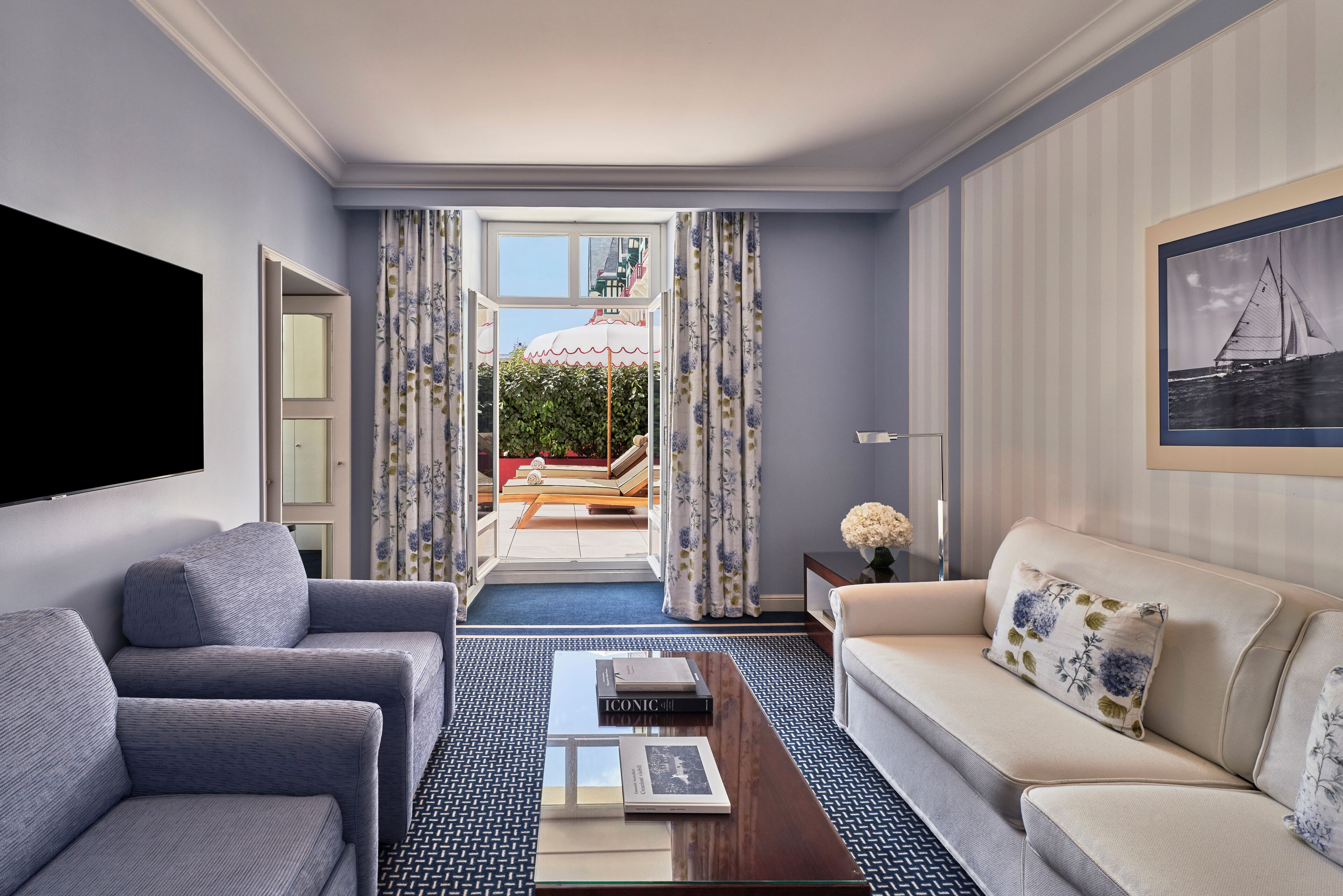 Foto - Hôtel Barrière L'Hermitage