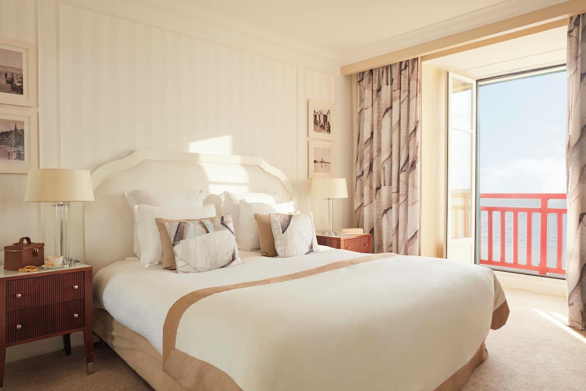 Junior Suite, 1 Double Bed, Terrace, Sea View | Premium bedding, minibar, in-room safe, desk
