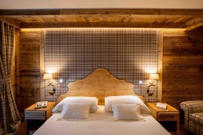 Executive Room - private mini pool | 1 bedroom, premium bedding, down comforters, memory foam beds