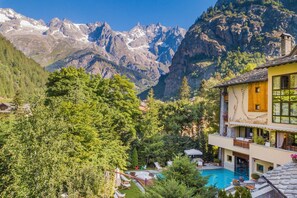 Front of property - Gran Baita Hotel & Wellness (Courmayeur)