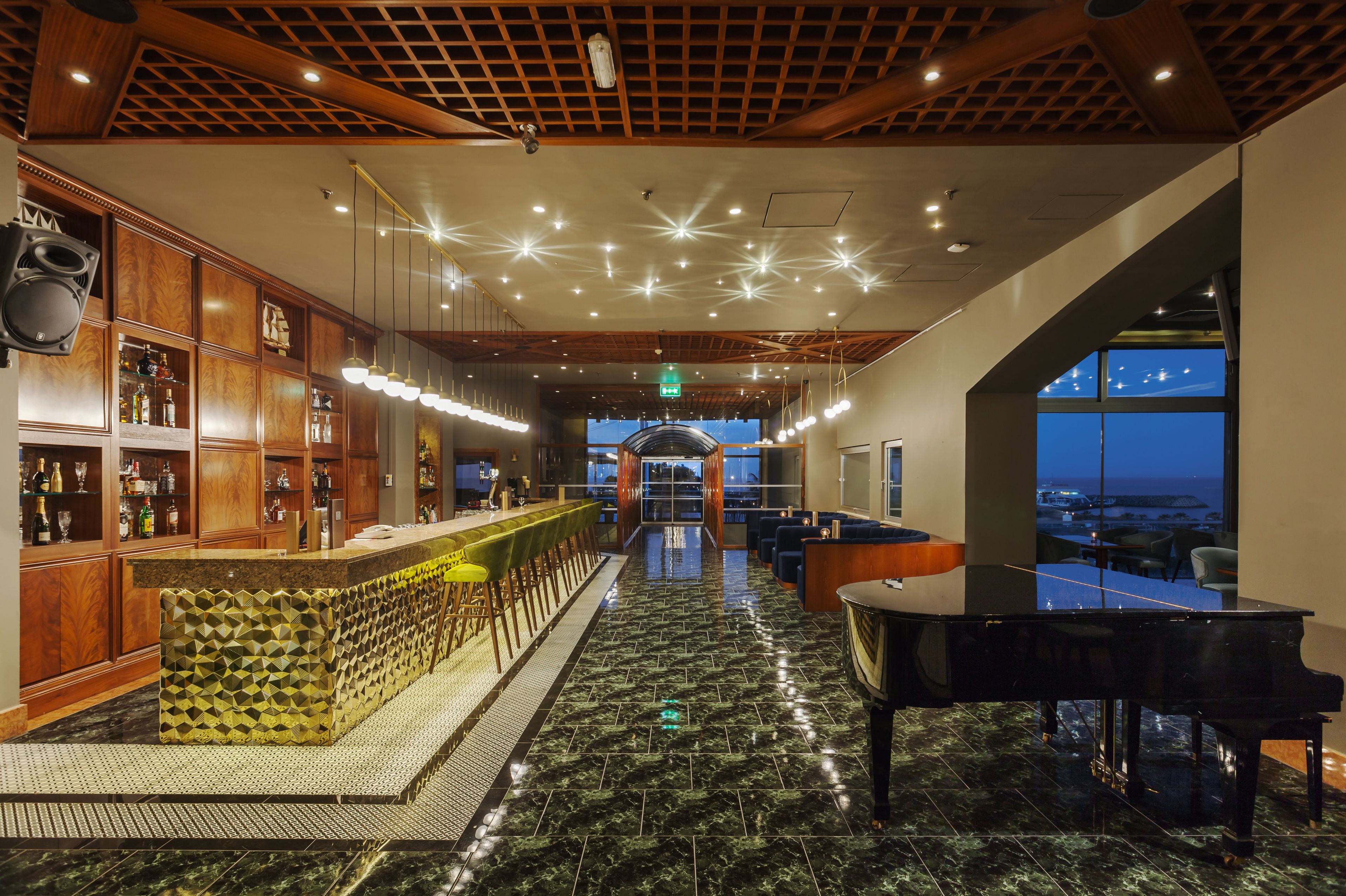 Photo - St Raphael Resort