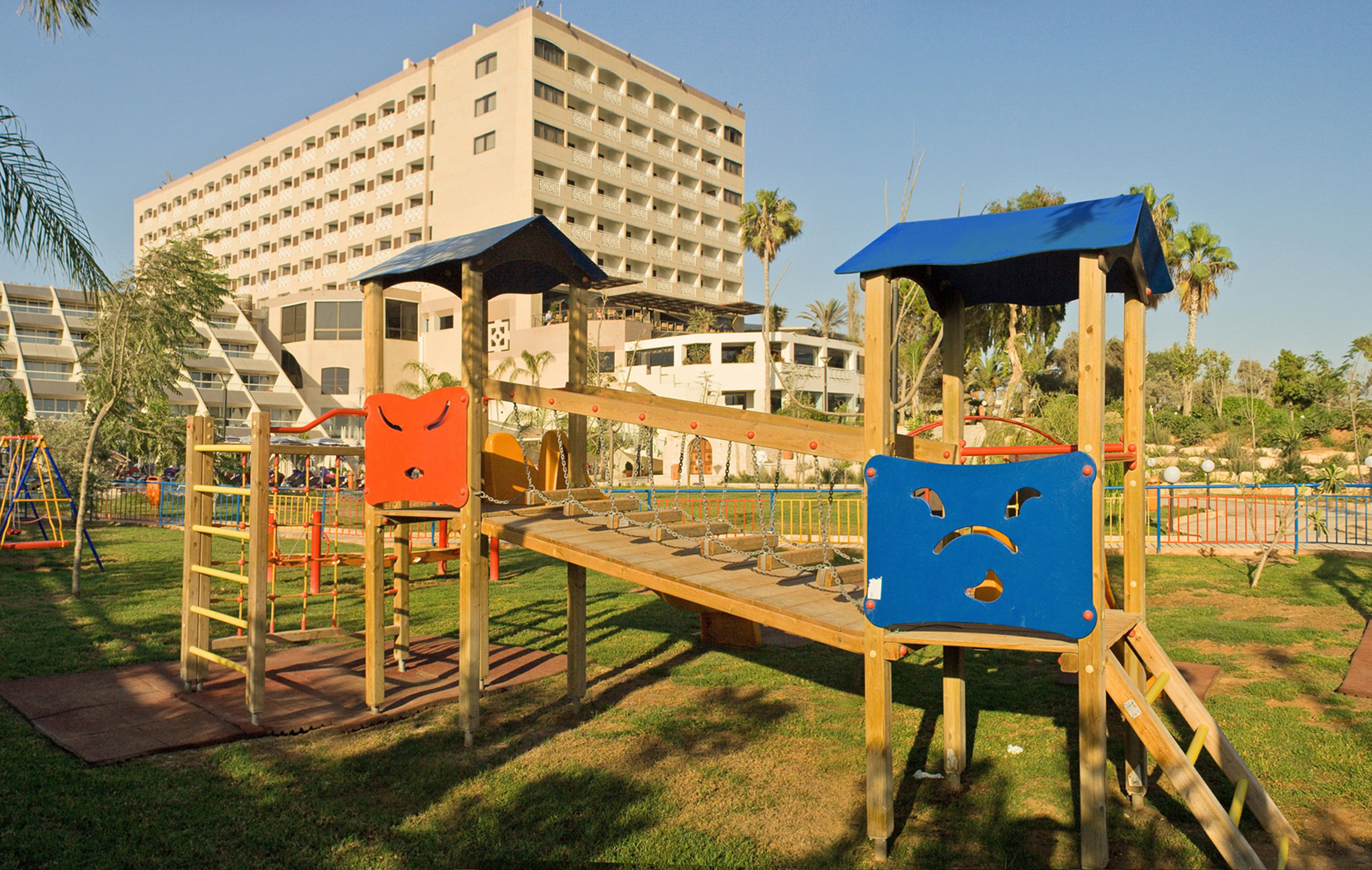 children’s play area – outdoor