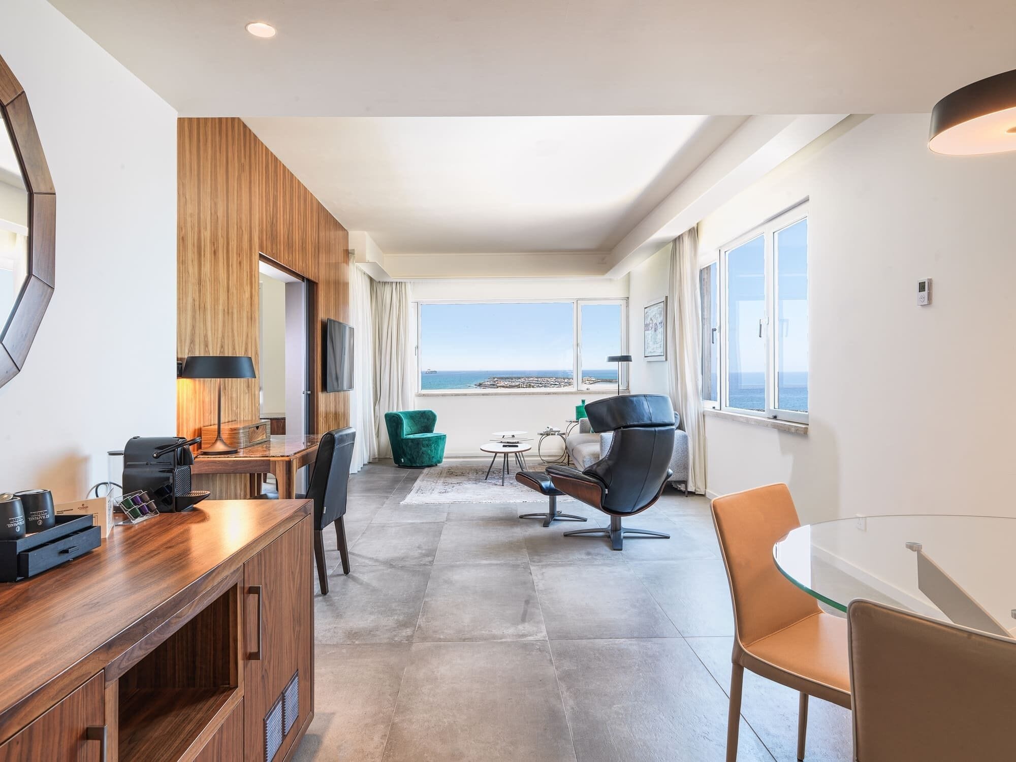 executive suite (admiral) | 1 bedroom, minibar, in-room safe, desk