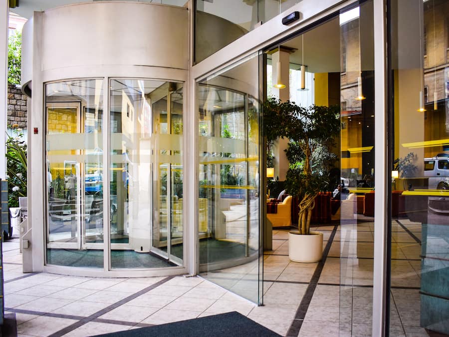 EntrĂ©e de lâhĂ©bergement