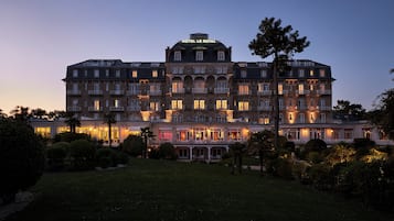 Front of property – evening/night