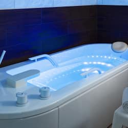Indoor spa tub