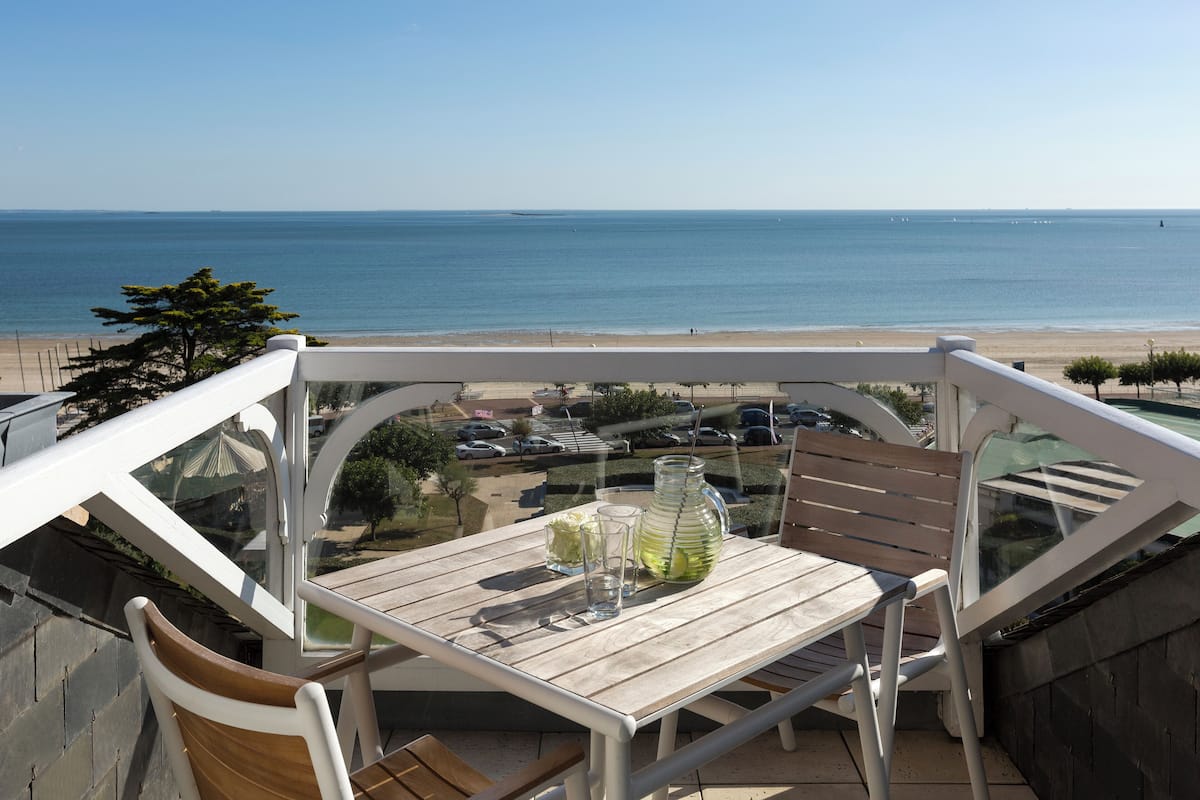 superior room, 1 double bed, sea view | balcony