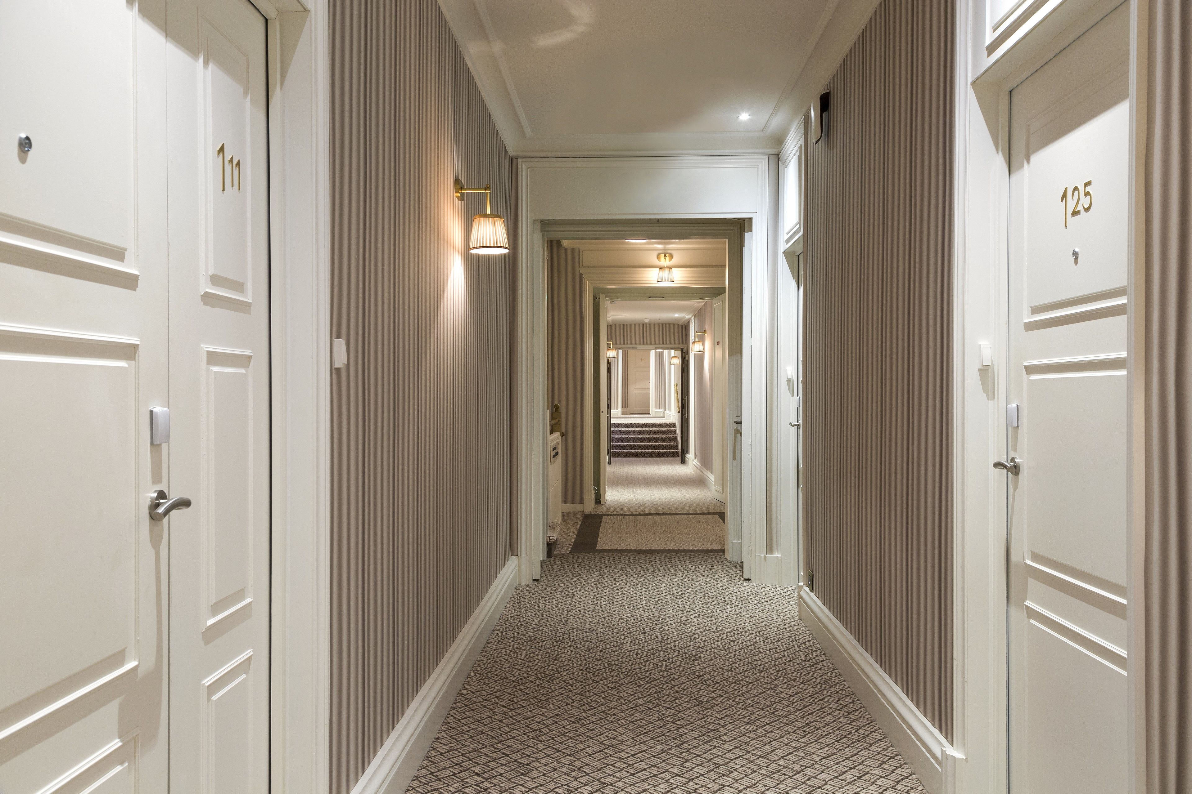 deluxe room | minibar, in-room safe, desk, blackout curtains