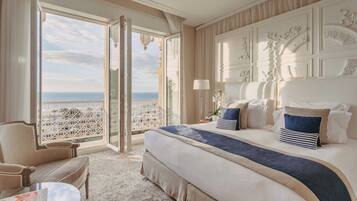 Minibar, in-room safe, desk, blackout curtains