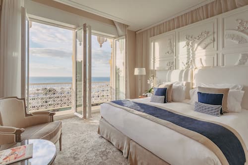 Minibar, in-room safe, desk, blackout curtains
