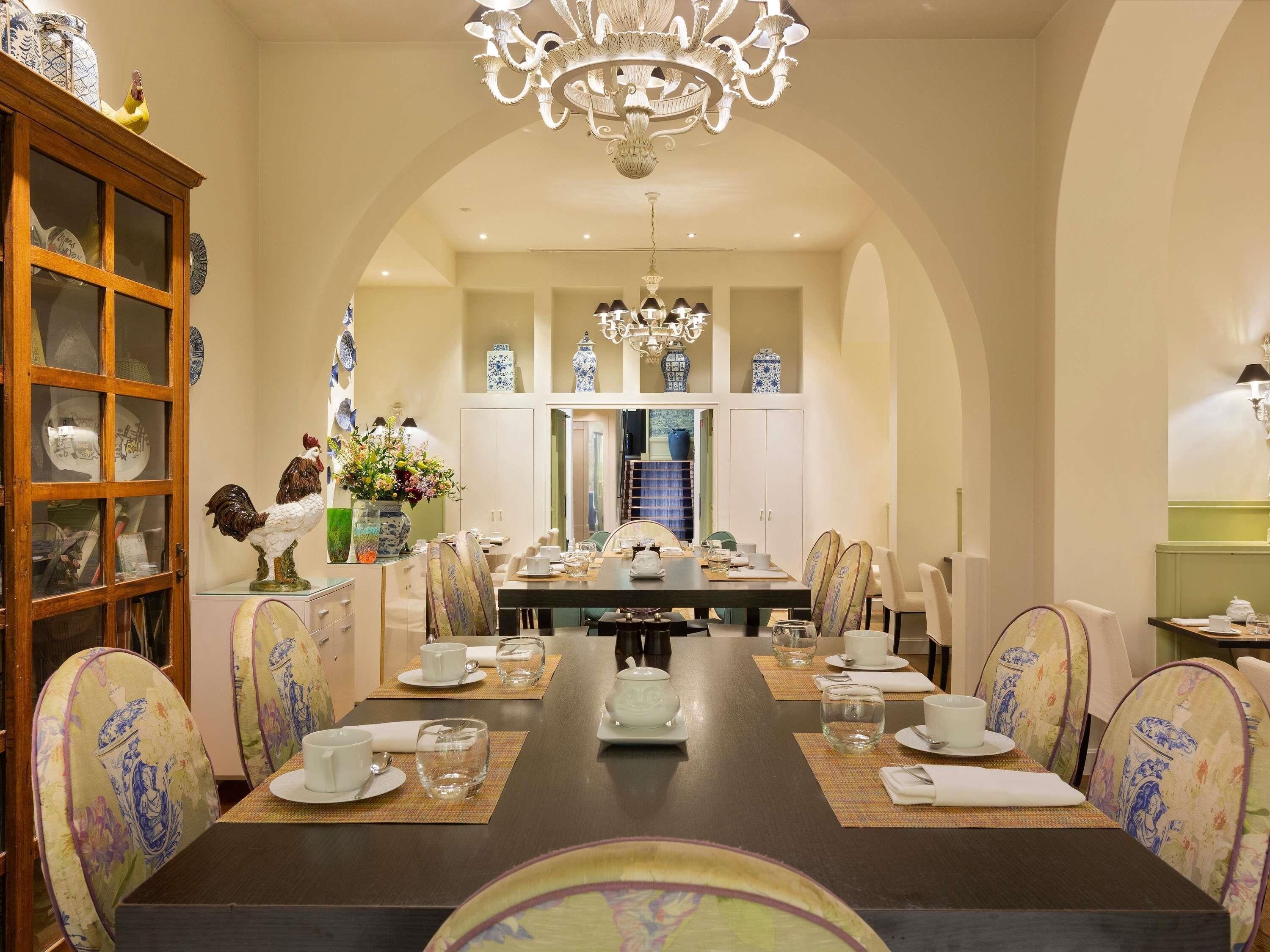 Daily buffet breakfast (EUR 27 per person)