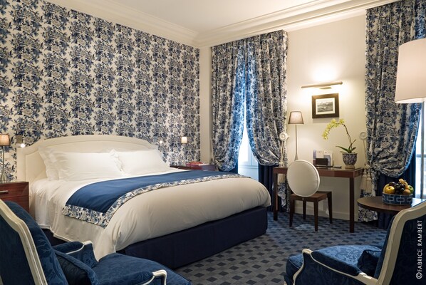 Superior-Zimmer, 1 Doppelbett, Stadtblick | Hochwertige Bettwaren, Minibar, Zimmersafe, Schreibtisch