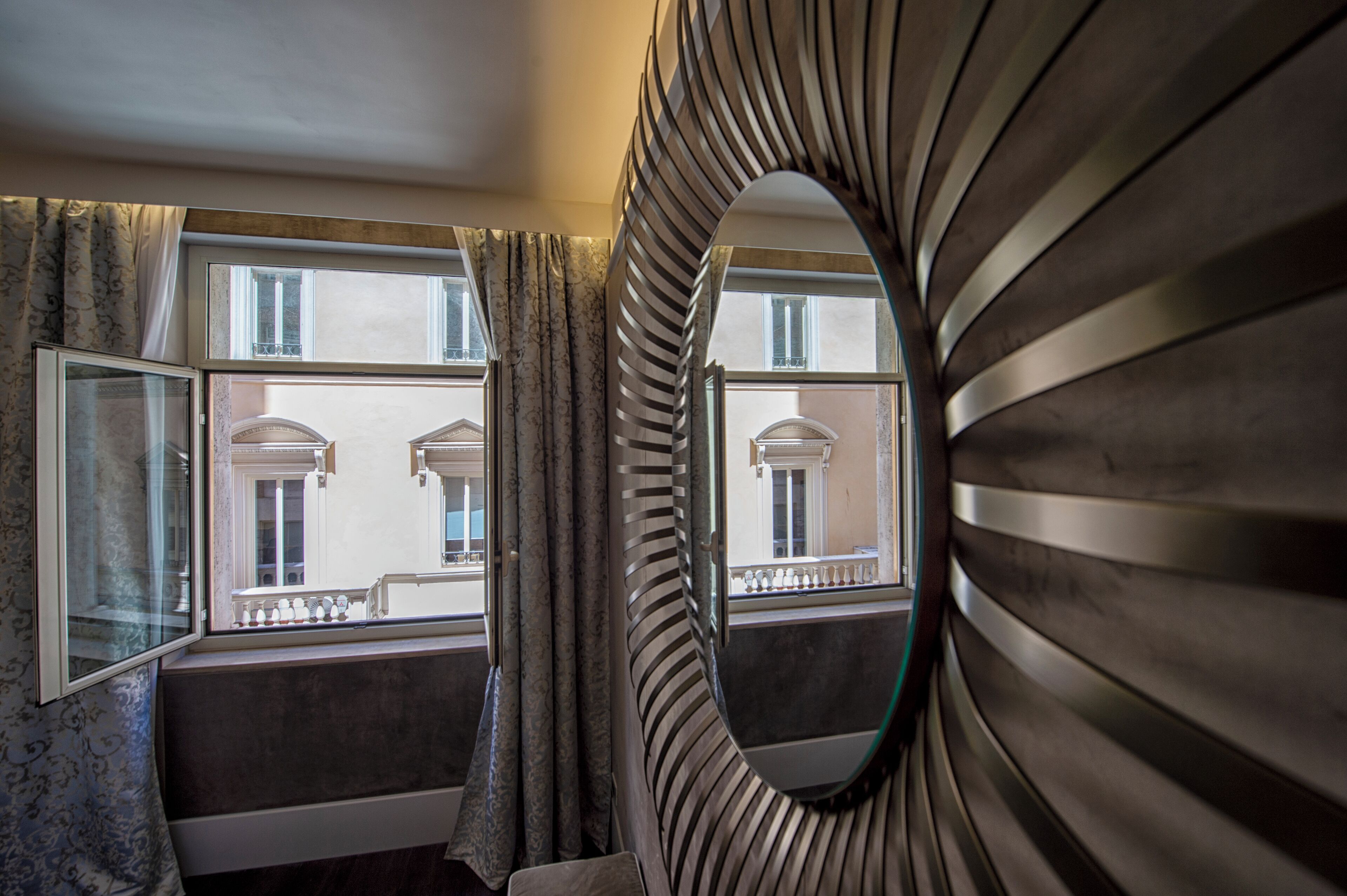 junior suite, 1 bedroom, non smoking | city view