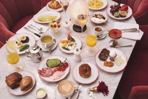 Daily buffet breakfast (EUR 28 per person)