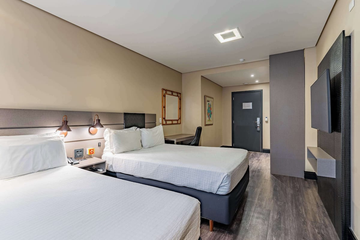 Standardzimmer, 2 Einzelbetten | Allergikerbettwaren, Pillowtop-Betten, Minibar, Zimmersafe