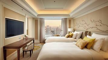 Executive Suite, 2 Single Beds (Deluxe, La Cime Access) | Egyptian cotton sheets, premium bedding, down duvets, minibar