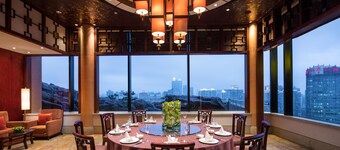 Hua Ting Hotel & Towers