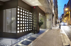 Comfort Room (Exterior) | View from room