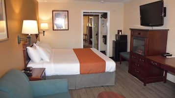 Deluxe Room, 1 King Bed | View from room