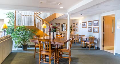 Ameriway Inn and Suites