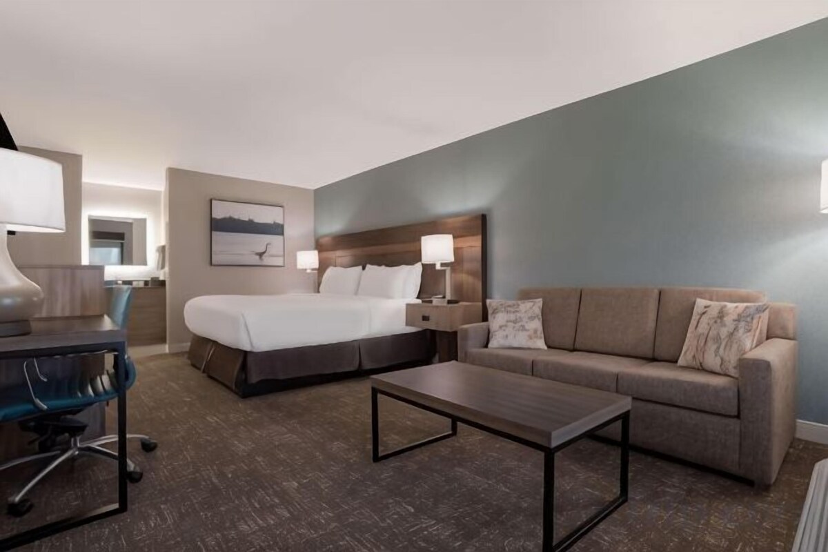 In-room safe, desk, blackout drapes, iron/ironing board