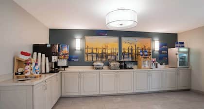 Best Western Flagship Inn