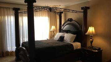 Egyptian cotton sheets, premium bedding, pillow-top beds, minibar