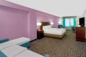 Deluxe Room, 1 King Bed, Non Smoking