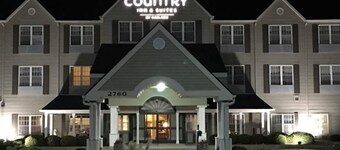 Country Inn & Suites by Radisson, Salina, KS
