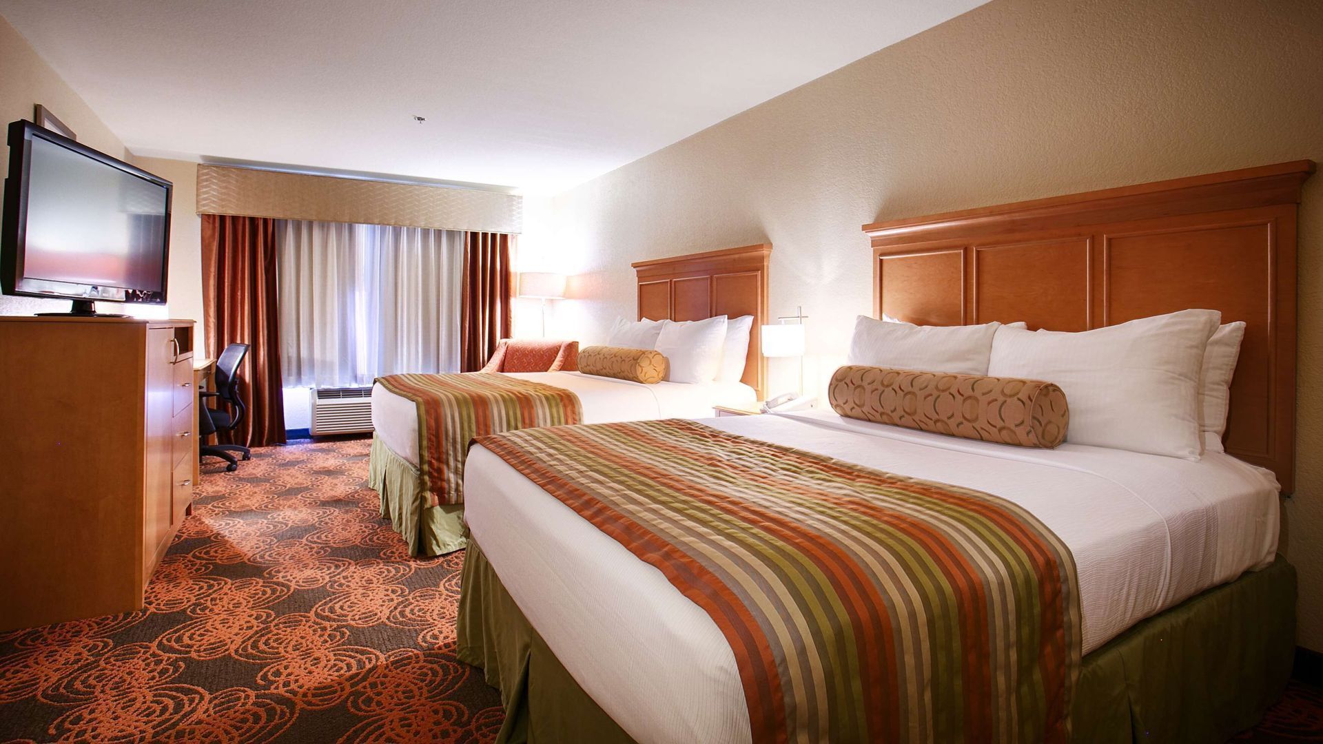 In-room safe, desk, laptop workspace, iron/ironing board