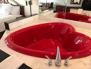 Honeymoon-Suite, 1 King-Bett, Nichtraucher