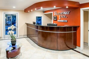 Lobby - Rodeway Inn San Diego Near SDSU (San Diego)