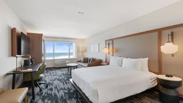 Down comforters, pillowtop beds, desk, laptop workspace