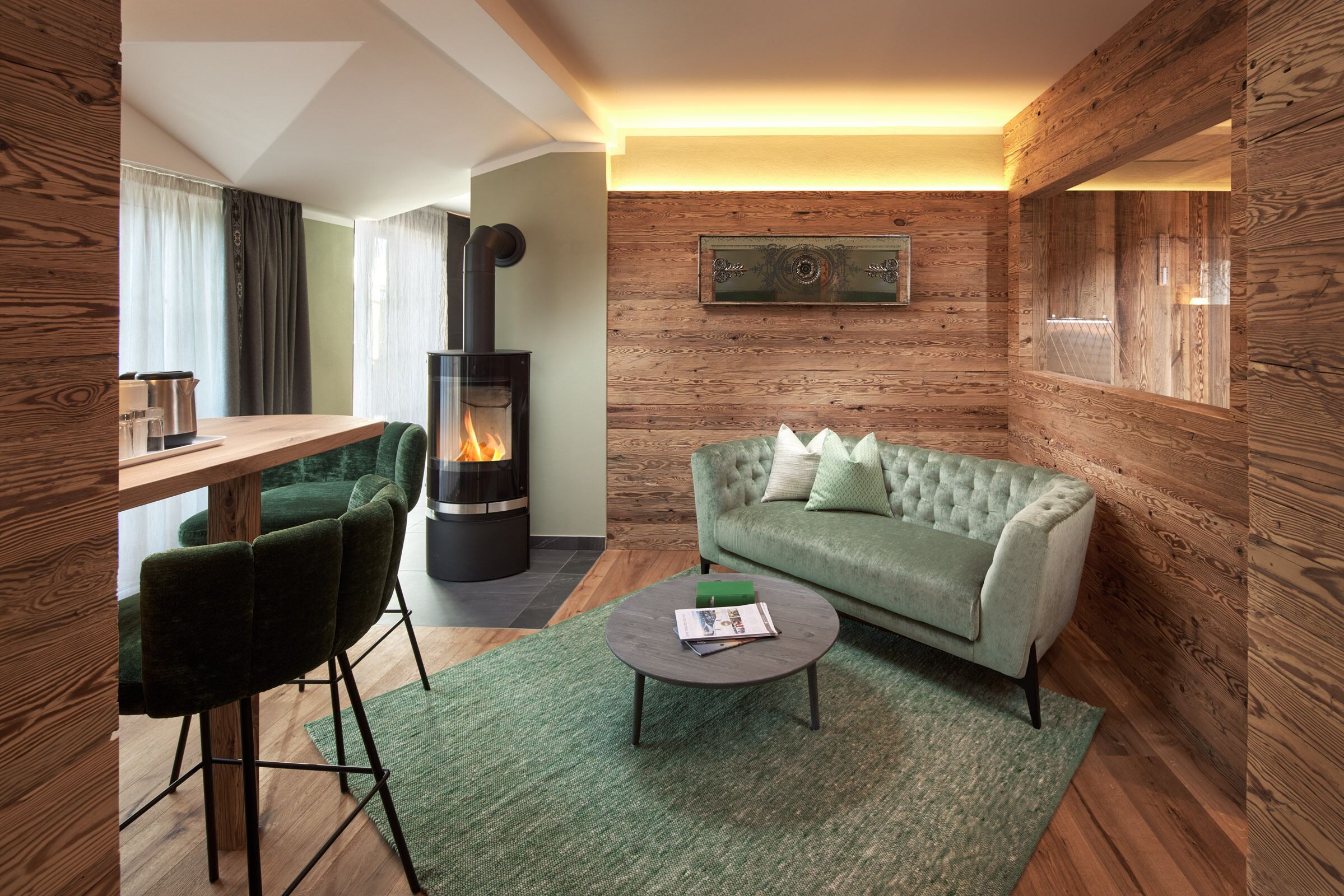 1 bedroom, hypo-allergenic bedding, in-room safe, desk