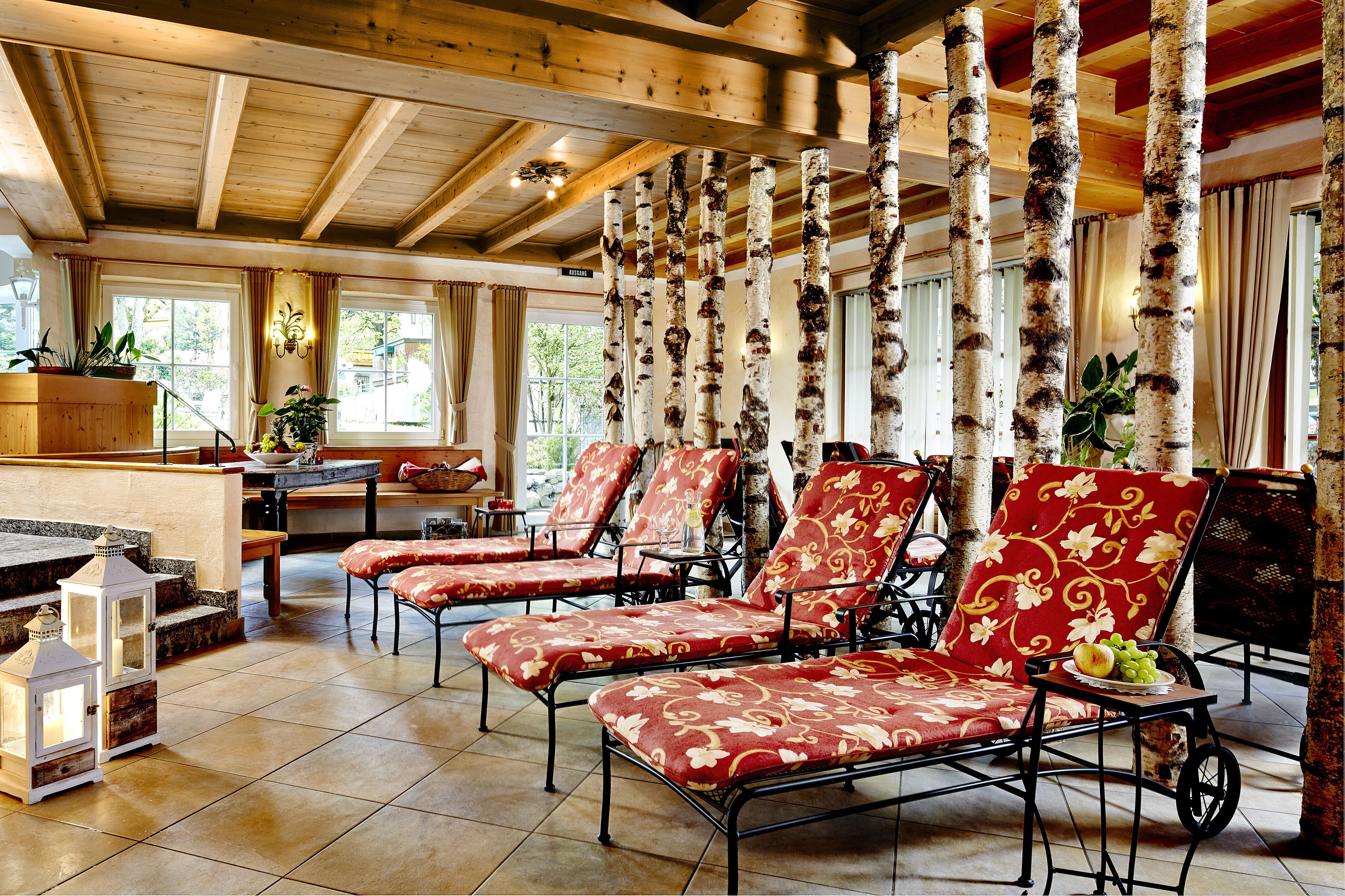 couples treatment room(s), sauna, hot tub, steam room, body treatments