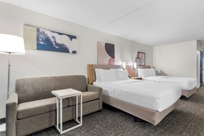 Down comforters, Select Comfort beds, in-room safe, laptop workspace - Spark by Hilton Kimball (Jasper)