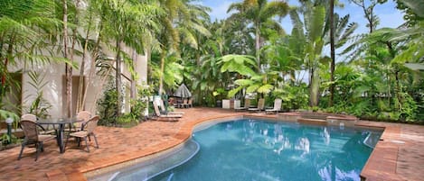 Outdoor pool, pool loungers