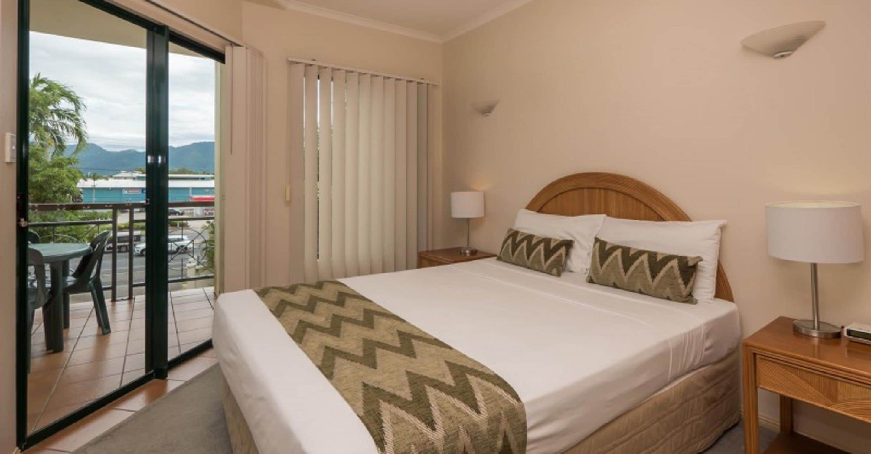 Tropic Towers Apartments — image 13